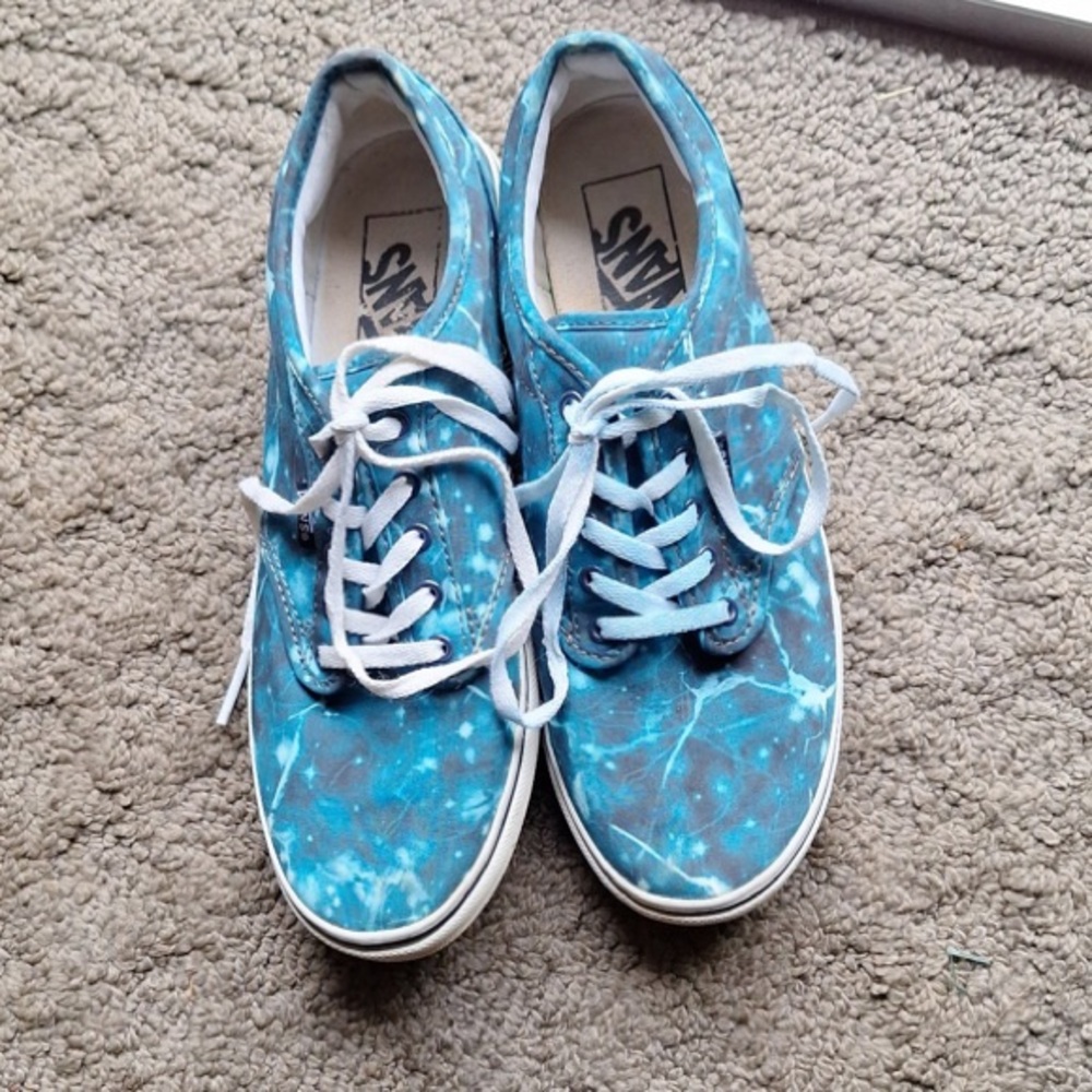 Vans “Off the Wall” unique Spacey Blue pattern sneakers size 7